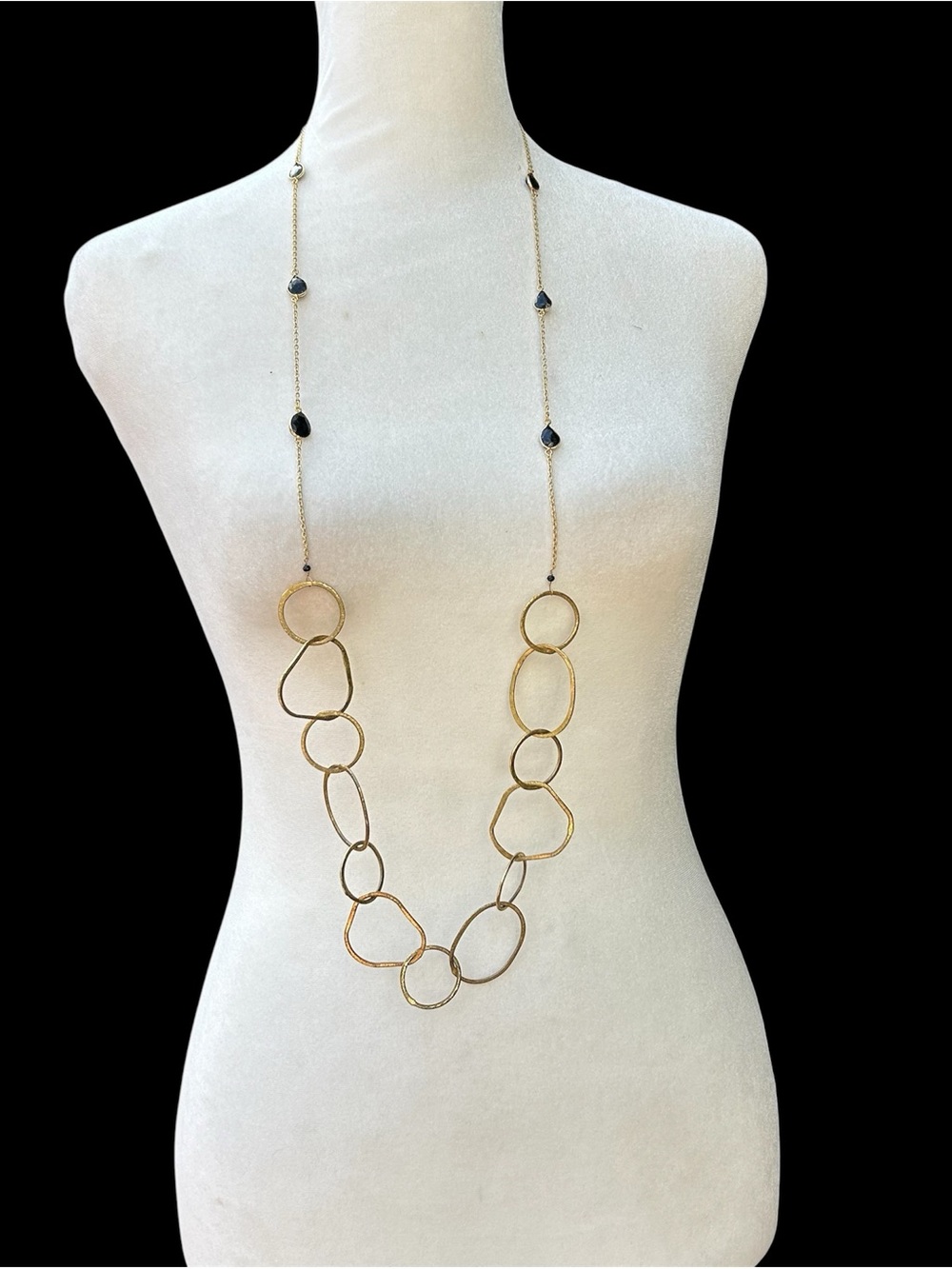 Necklace Hammered Circles Gold-Tones Black Bead Accents